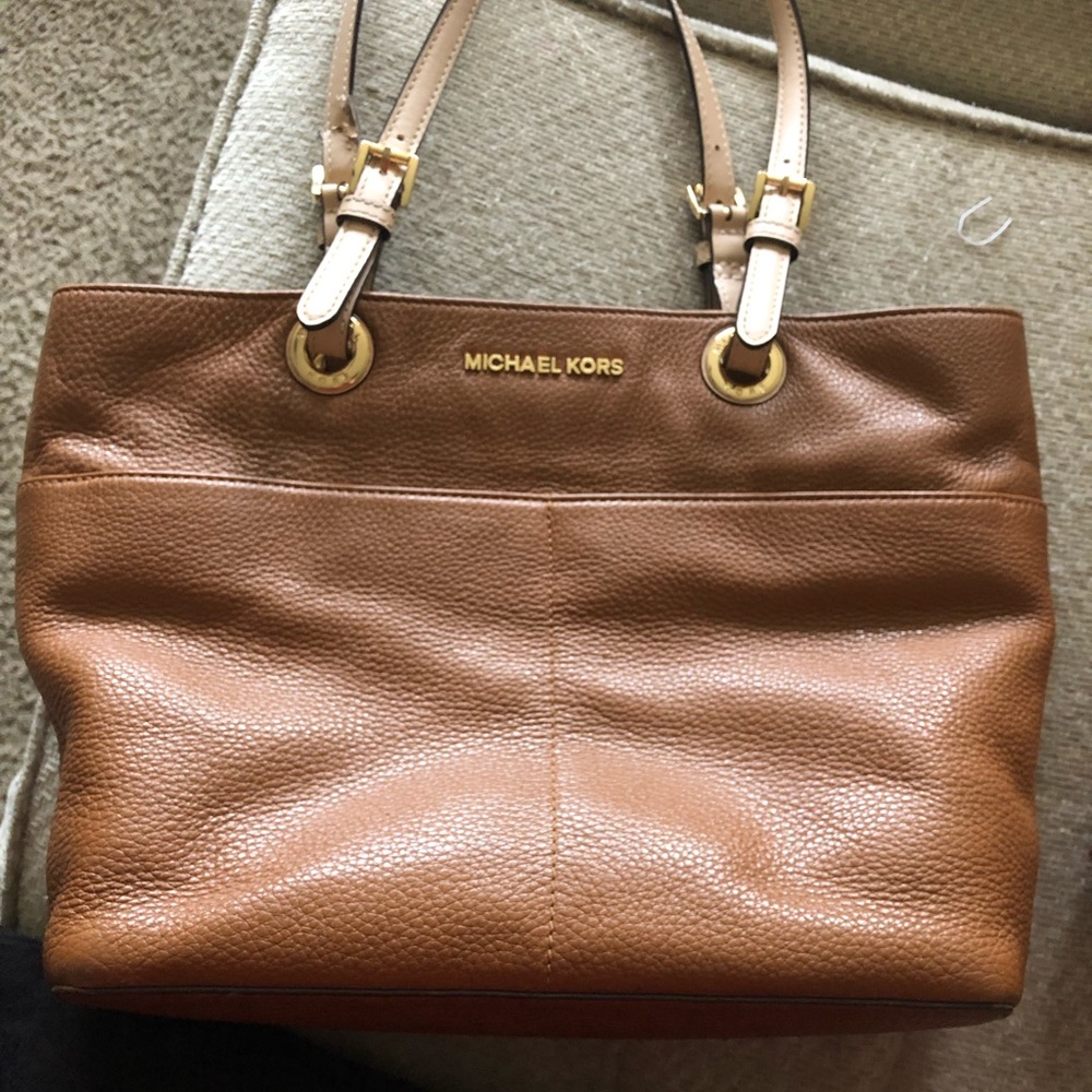 Perfect condition Micheal kors purse
